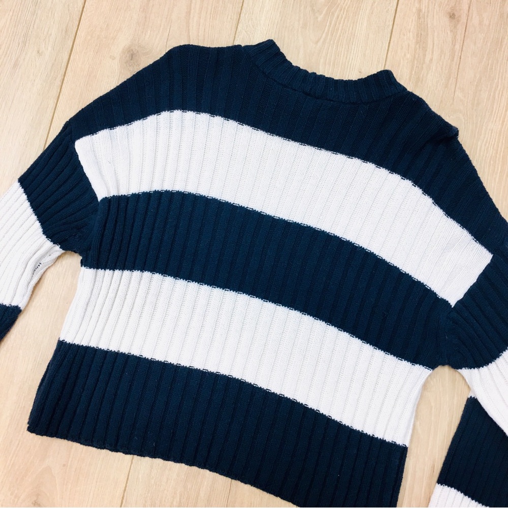 AEO American Eagle Striped Navy blue White Ribbed knit Sweater Nautical beachy